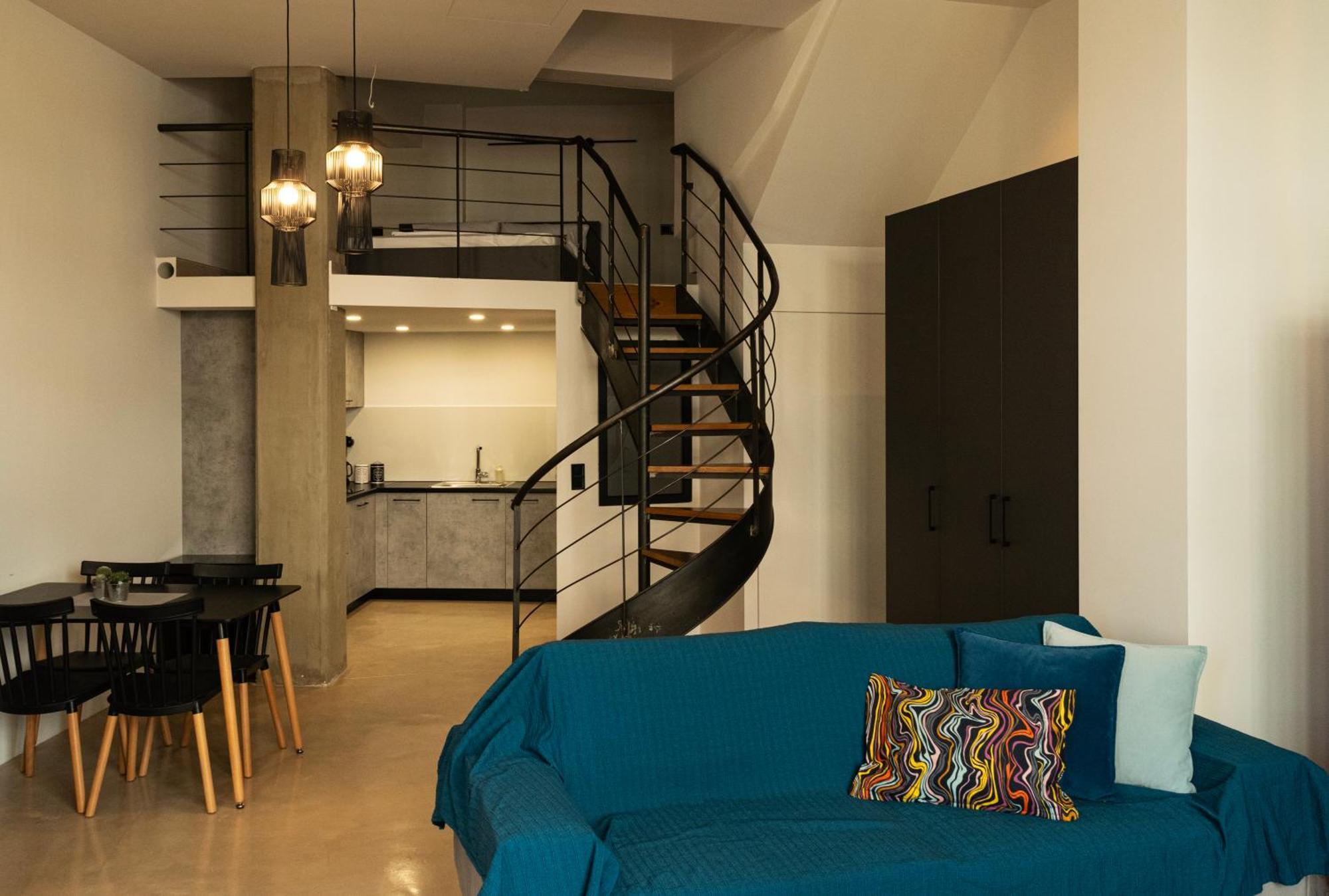 Mini Loft Apartment 卡拉马塔 外观 照片